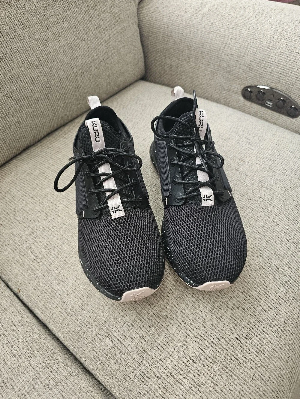KURU ATOM Sneakers Size 9.5